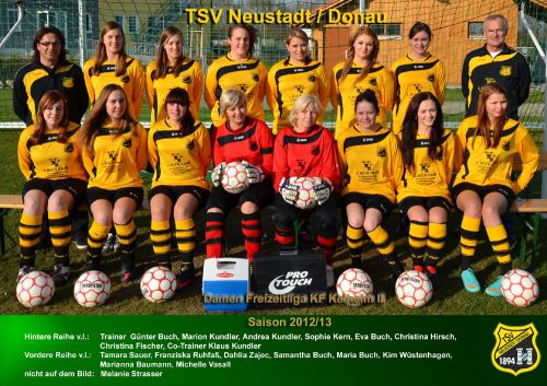 1Damen-Manschaft2012-2013_neu